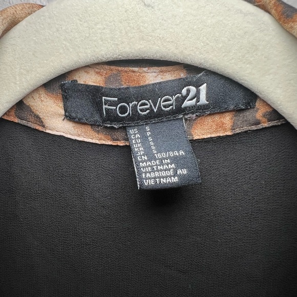 Forever 21 Black Animal Print See-through Top Size S - Picture 3 of 8